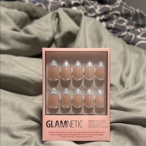 Glmanetic Blue French tip Press-On Nails